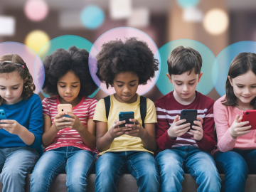 Children Mobile Addiction - Mobile aur Bachay