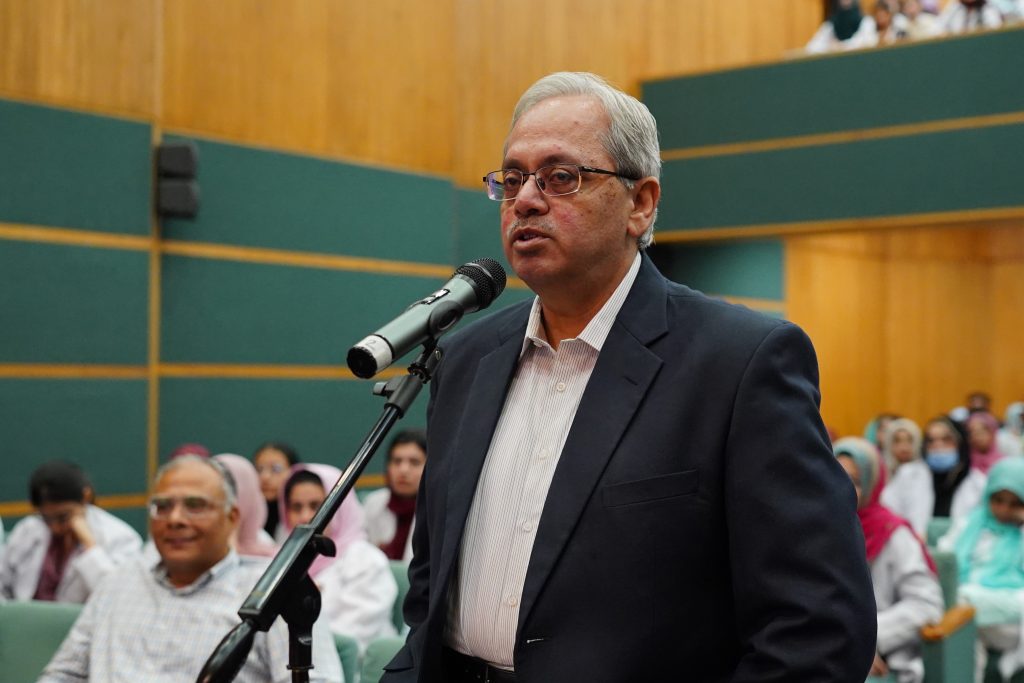 ایس آئی یو ٹی میں عالمی یومِ فسٹیولا منایا گیا، زچگی سے جڑی قابلِ تدارک پیچیدگی سے آگاہی پر زور