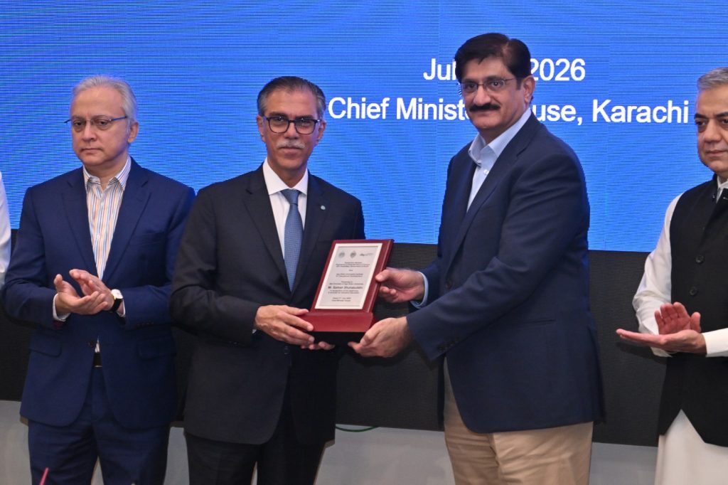 اے کے یو-آئی ای ڈی اور حکومتِ سندھ کے درمیان جامع تعلیم کے فروغ کے لیے تاریخی شراکت داری قائم