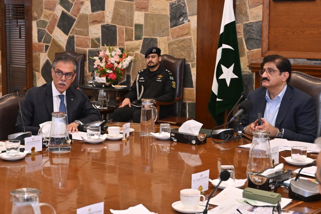اے کے یو-آئی ای ڈی اور حکومتِ سندھ کے درمیان جامع تعلیم کے فروغ کے لیے تاریخی شراکت داری قائم
